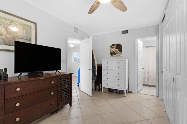 1000 SE 4th Street 209-210, Fort Lauderdale, FL 33301