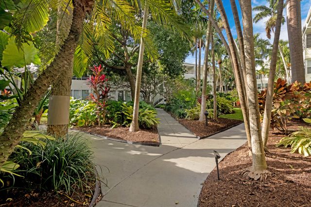 1000 SE 4th Street 209-210, Fort Lauderdale, FL 33301
