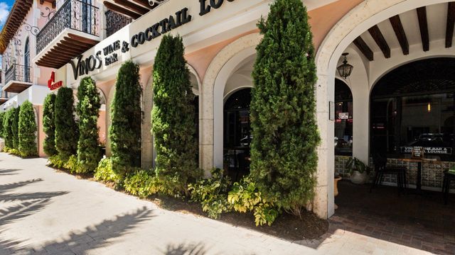 1000 SE 4th Street 209-210, Fort Lauderdale, FL 33301