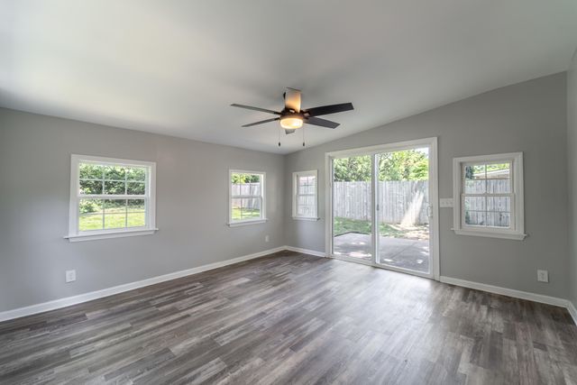 120 Windsor Drive, Richmond, KY 40475