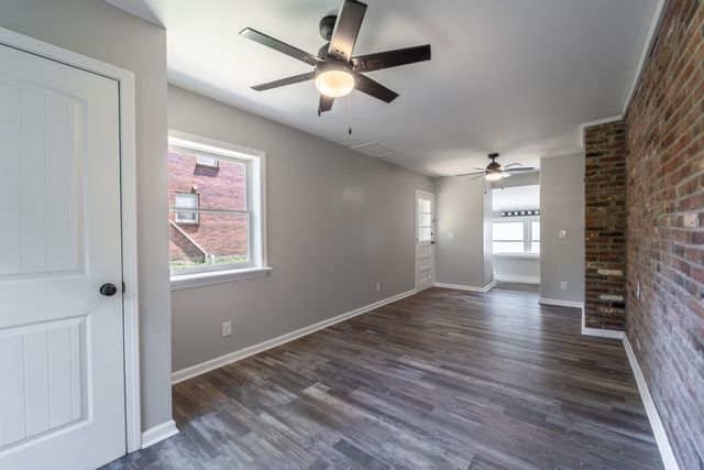 120 Windsor Drive, Richmond, KY 40475
