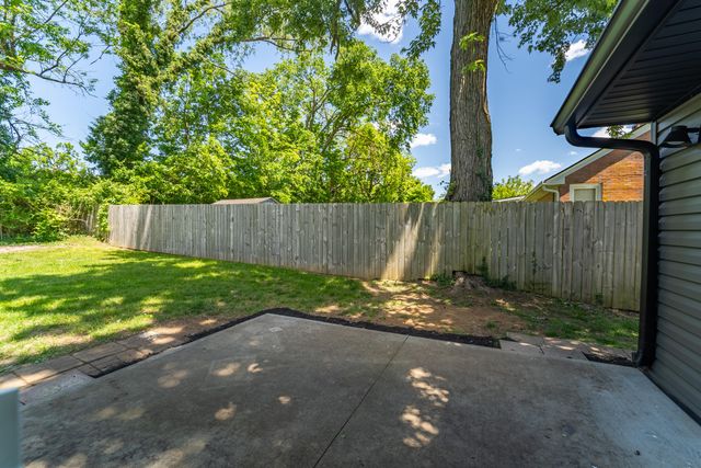 120 Windsor Drive, Richmond, KY 40475