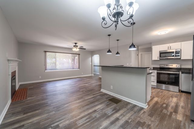 120 Windsor Drive, Richmond, KY 40475