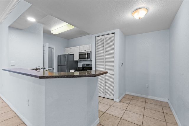 2308 57th Circle 2308, Vero Beach, FL 32966