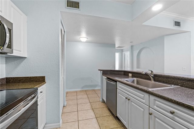 2308 57th Circle 2308, Vero Beach, FL 32966