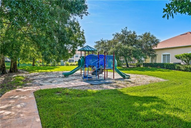 2308 57th Circle 2308, Vero Beach, FL 32966