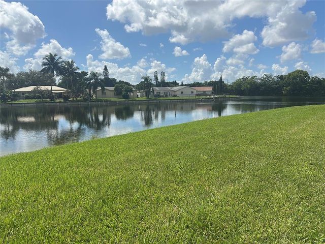 9832 W Mcnab Road, Tamarac, FL 33321