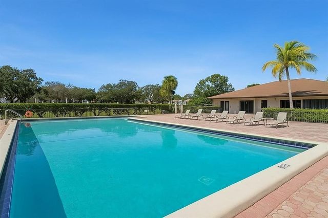 9832 W Mcnab Road, Tamarac, FL 33321