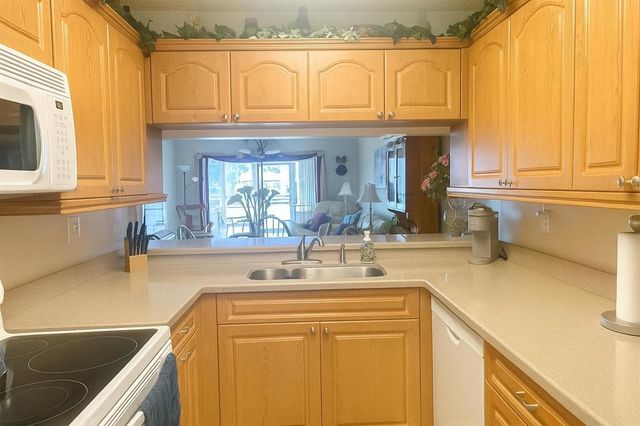 9832 W Mcnab Road, Tamarac, FL 33321