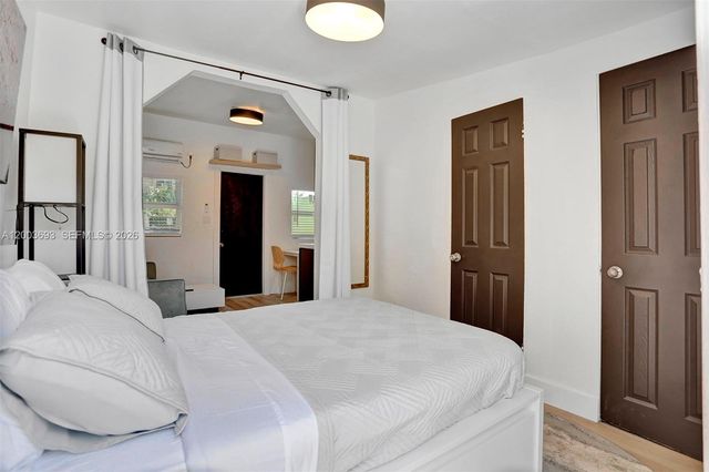 2204 Mckinley Street, Hollywood, FL 33020
