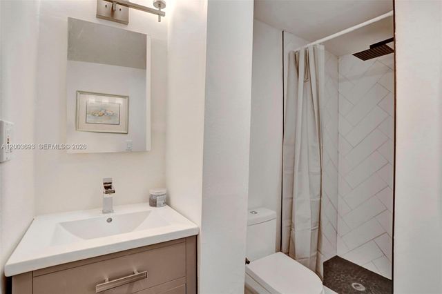 2204 Mckinley Street, Hollywood, FL 33020