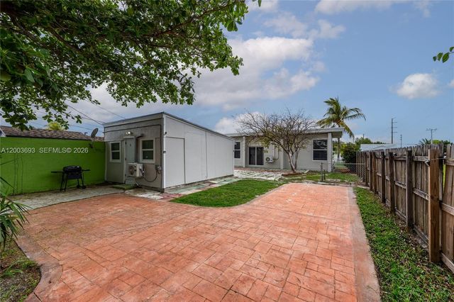 2204 Mckinley Street, Hollywood, FL 33020