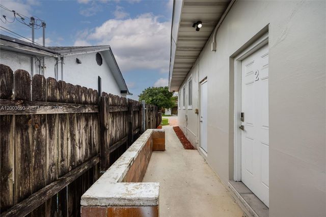 2204 Mckinley Street, Hollywood, FL 33020