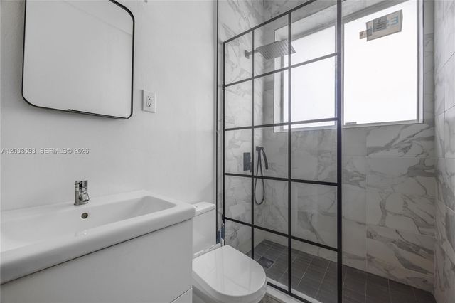 2204 Mckinley Street, Hollywood, FL 33020