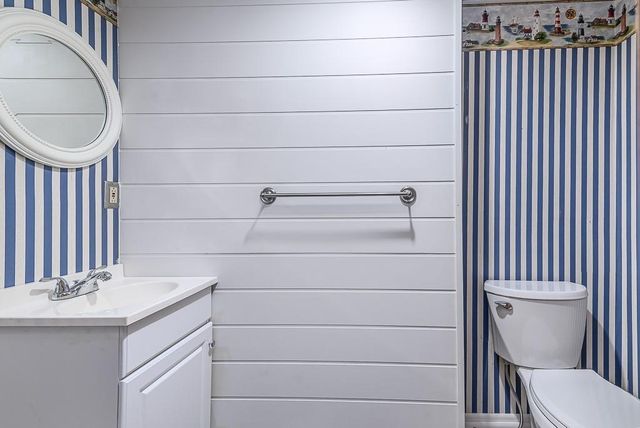 20230 168th Street, Basehor, KS 66007