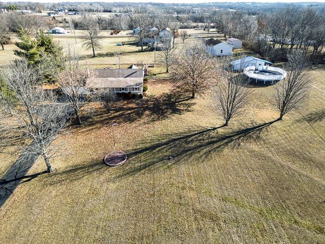 20230 168th Street, Basehor, KS 66007