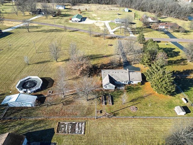 20230 168th Street, Basehor, KS 66007