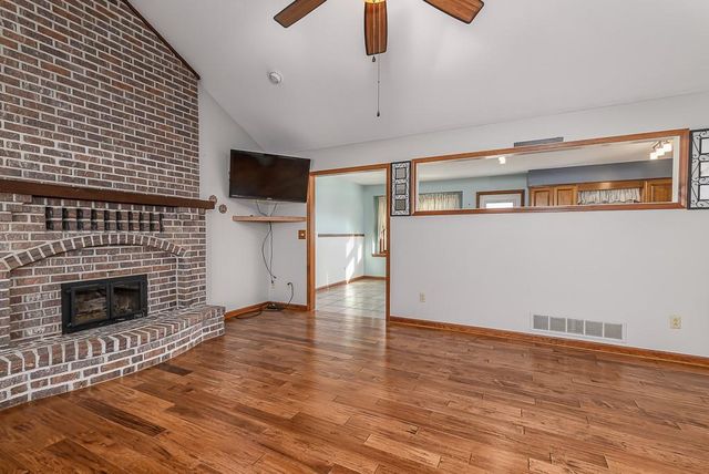 20230 168th Street, Basehor, KS 66007