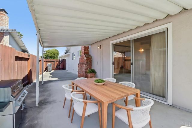 331 E Pacific Ave, Fairfield, CA 94533