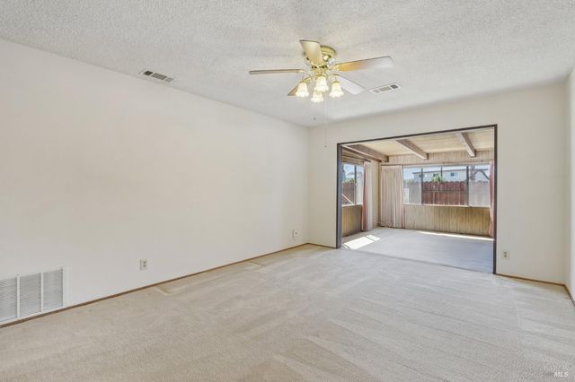 331 E Pacific Ave, Fairfield, CA 94533