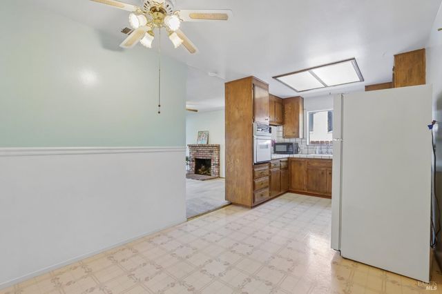 331 E Pacific Ave, Fairfield, CA 94533