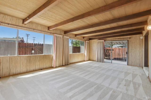 331 E Pacific Ave, Fairfield, CA 94533