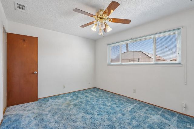 331 E Pacific Ave, Fairfield, CA 94533