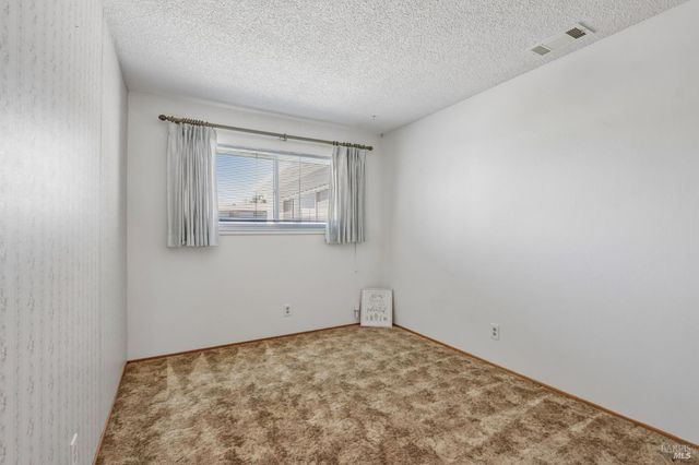 331 E Pacific Ave, Fairfield, CA 94533