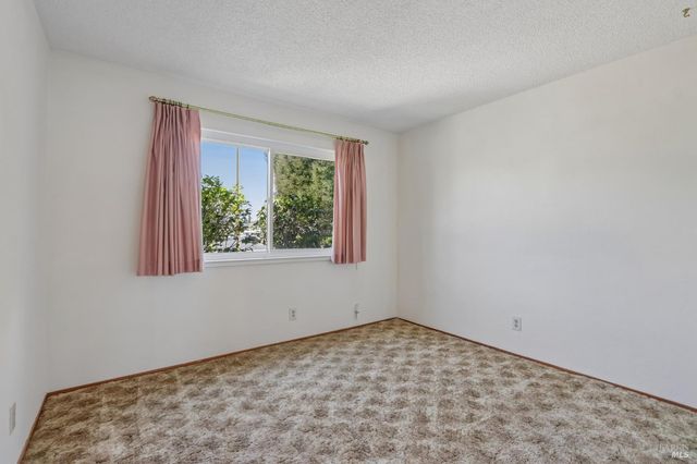 331 E Pacific Ave, Fairfield, CA 94533