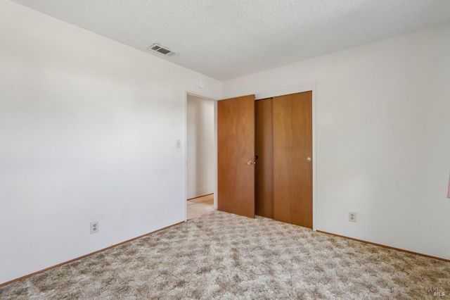 331 E Pacific Ave, Fairfield, CA 94533