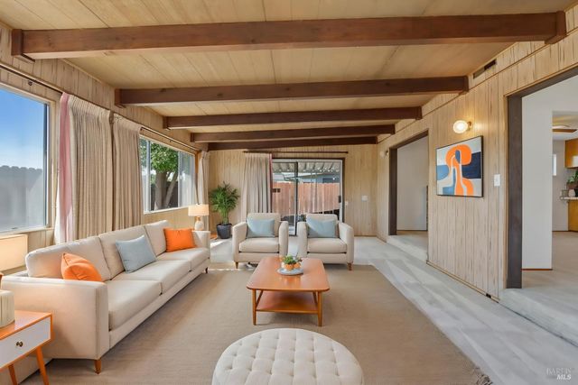 331 E Pacific Ave, Fairfield, CA 94533