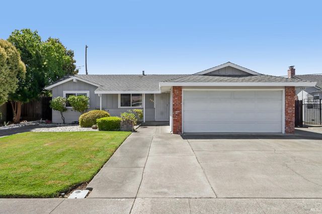 331 E Pacific Ave, Fairfield, CA 94533