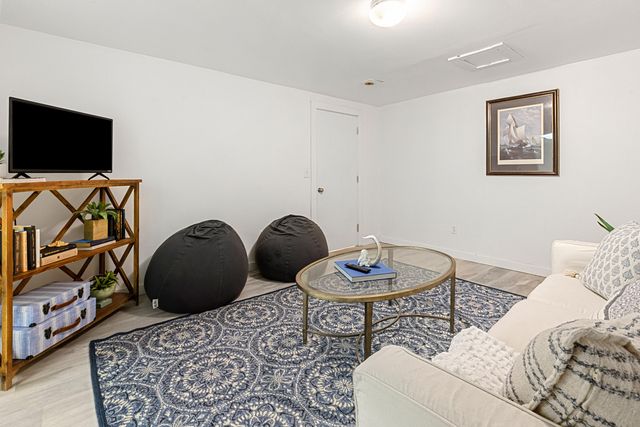 62 Maple Lane, Brewster, MA 02631