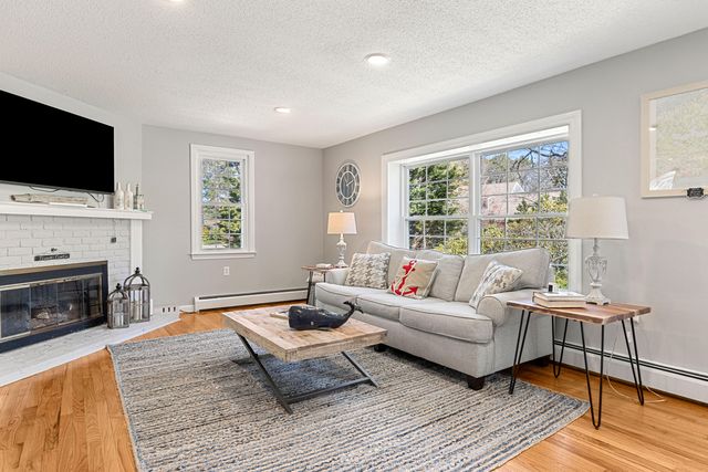 62 Maple Lane, Brewster, MA 02631