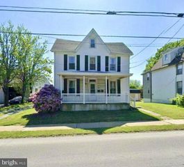 261 S 3RD ST, Oxford, PA 19363