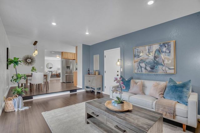 6048 6048 Bellhaven Ave, Newark, CA 94560