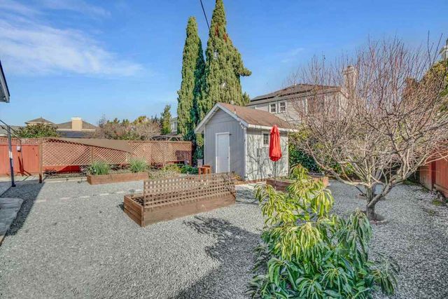 6048 6048 Bellhaven Ave, Newark, CA 94560