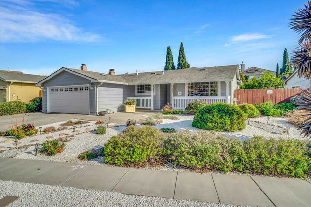 6048 6048 Bellhaven Ave, Newark, CA 94560