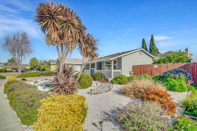 6048 6048 Bellhaven Ave, Newark, CA 94560