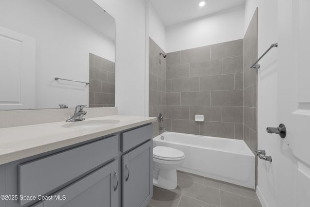 3210 Viridian Circle, Melbourne, FL 32904