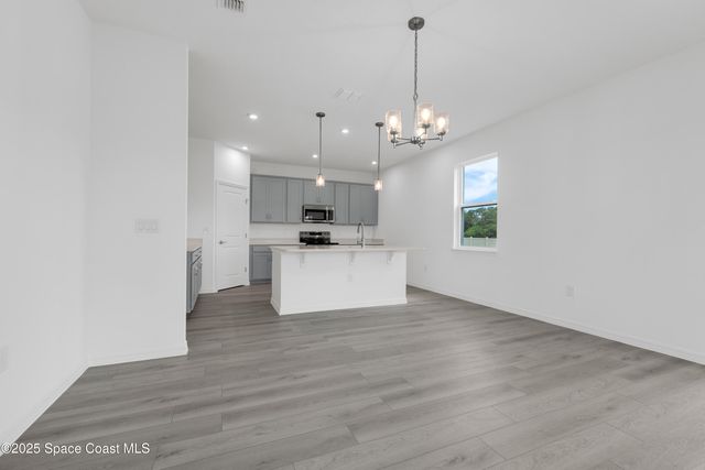 3210 Viridian Circle, Melbourne, FL 32904