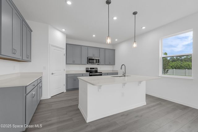 3210 Viridian Circle, Melbourne, FL 32904