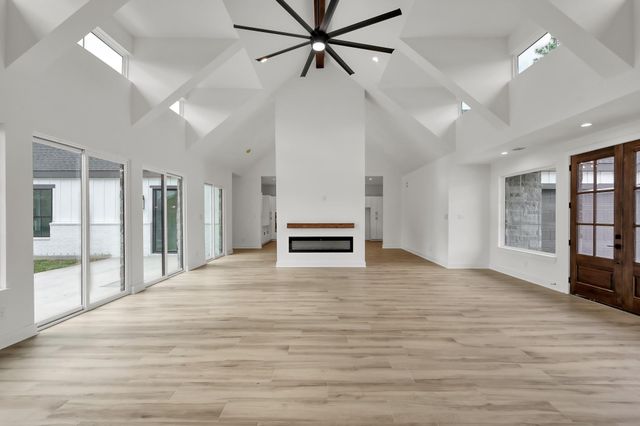 14742 Turquoise Trail, Willis, TX 77378