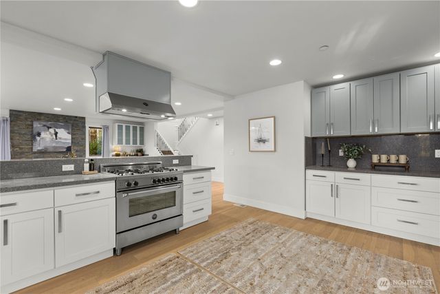 14540 Stone Avenue N, Shoreline, WA 98133