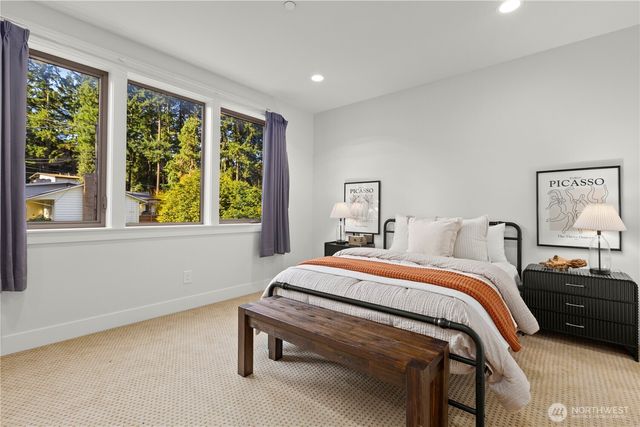 14540 Stone Avenue N, Shoreline, WA 98133