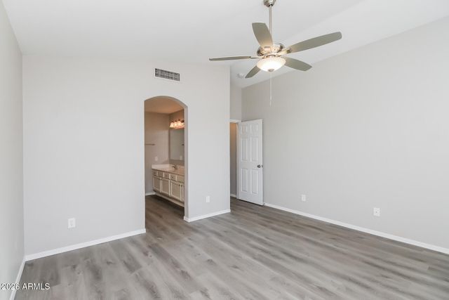 941 E WINDSOR Drive, Gilbert, AZ 85296