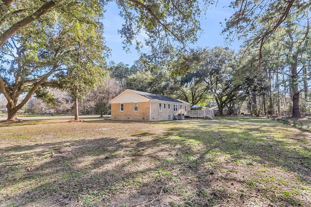 6342 Meggett Quail Road, Meggett, SC 29449