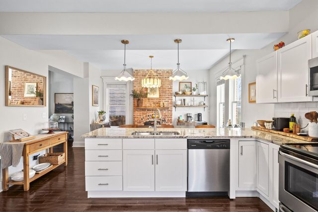 647 Oakwood Avenue, Columbus, OH 43205