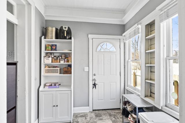 647 Oakwood Avenue, Columbus, OH 43205