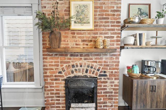 647 Oakwood Avenue, Columbus, OH 43205